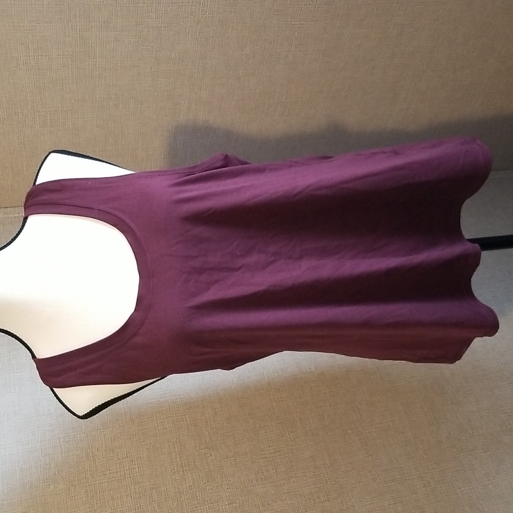 Quince Ultra - Soft Performance Racerback Tank Women's SZ L NWOT